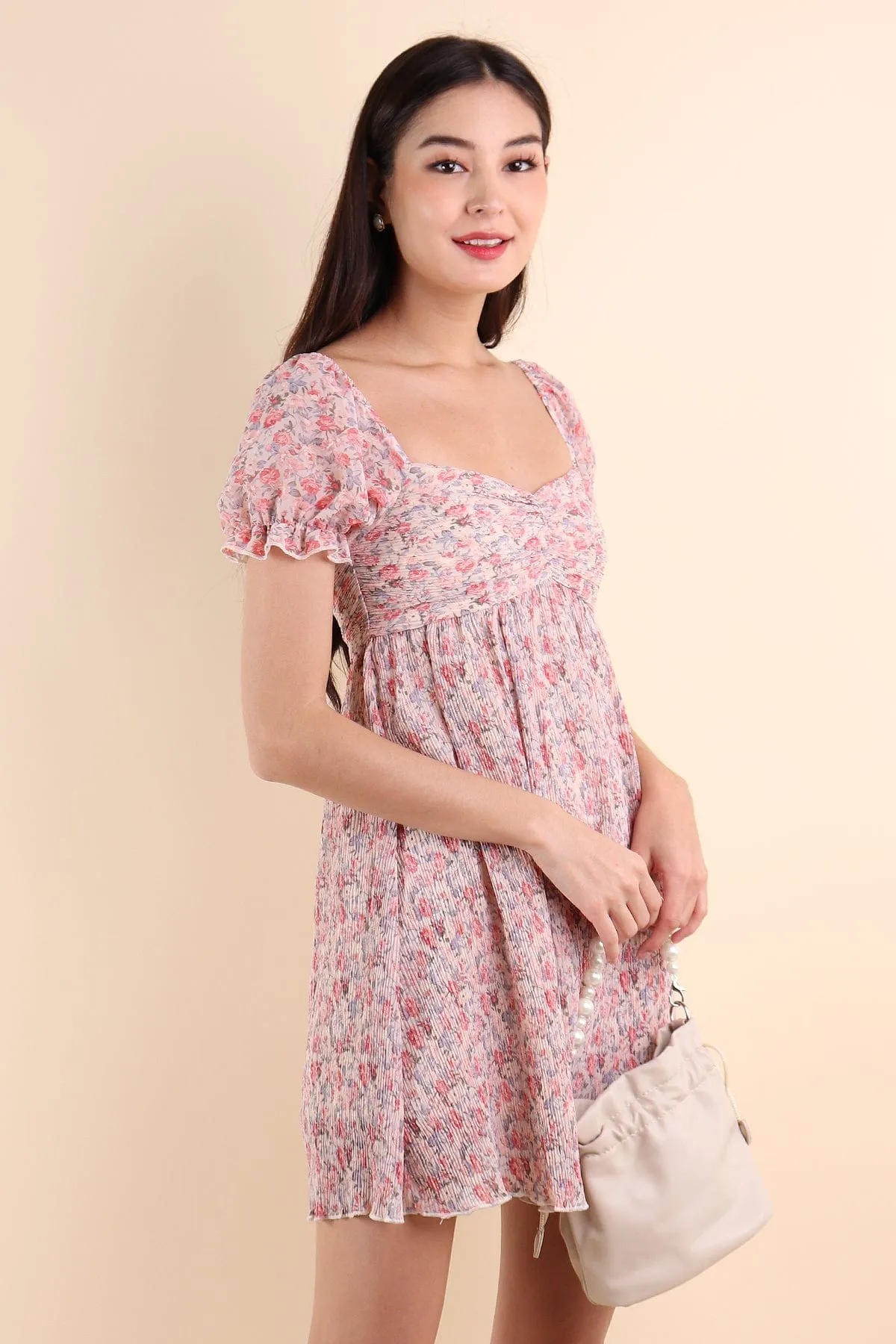 AMARA CRINKLED VINTAGE FLORAL DRESS IN ROSE/CREAM