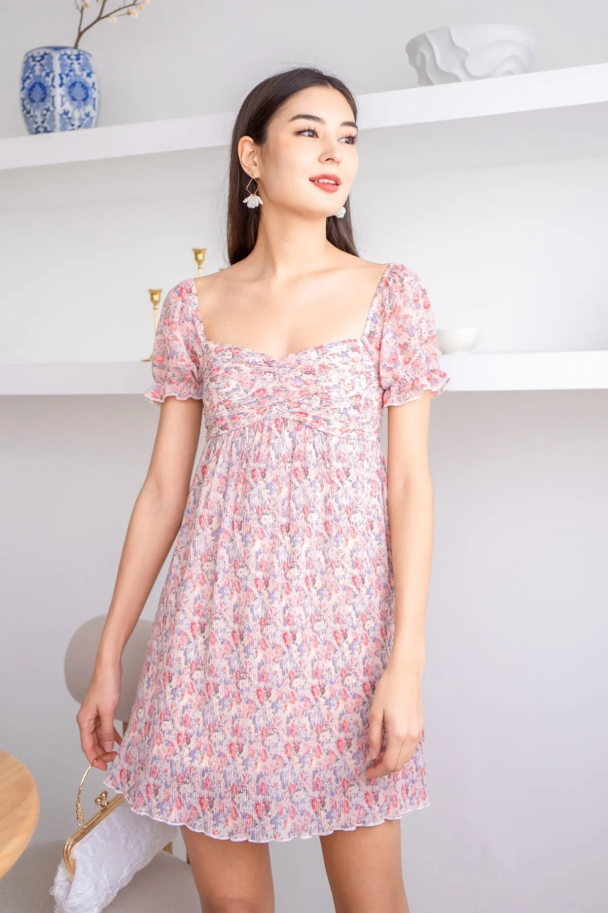 AMARA CRINKLED VINTAGE FLORAL DRESS IN ROSE/CREAM