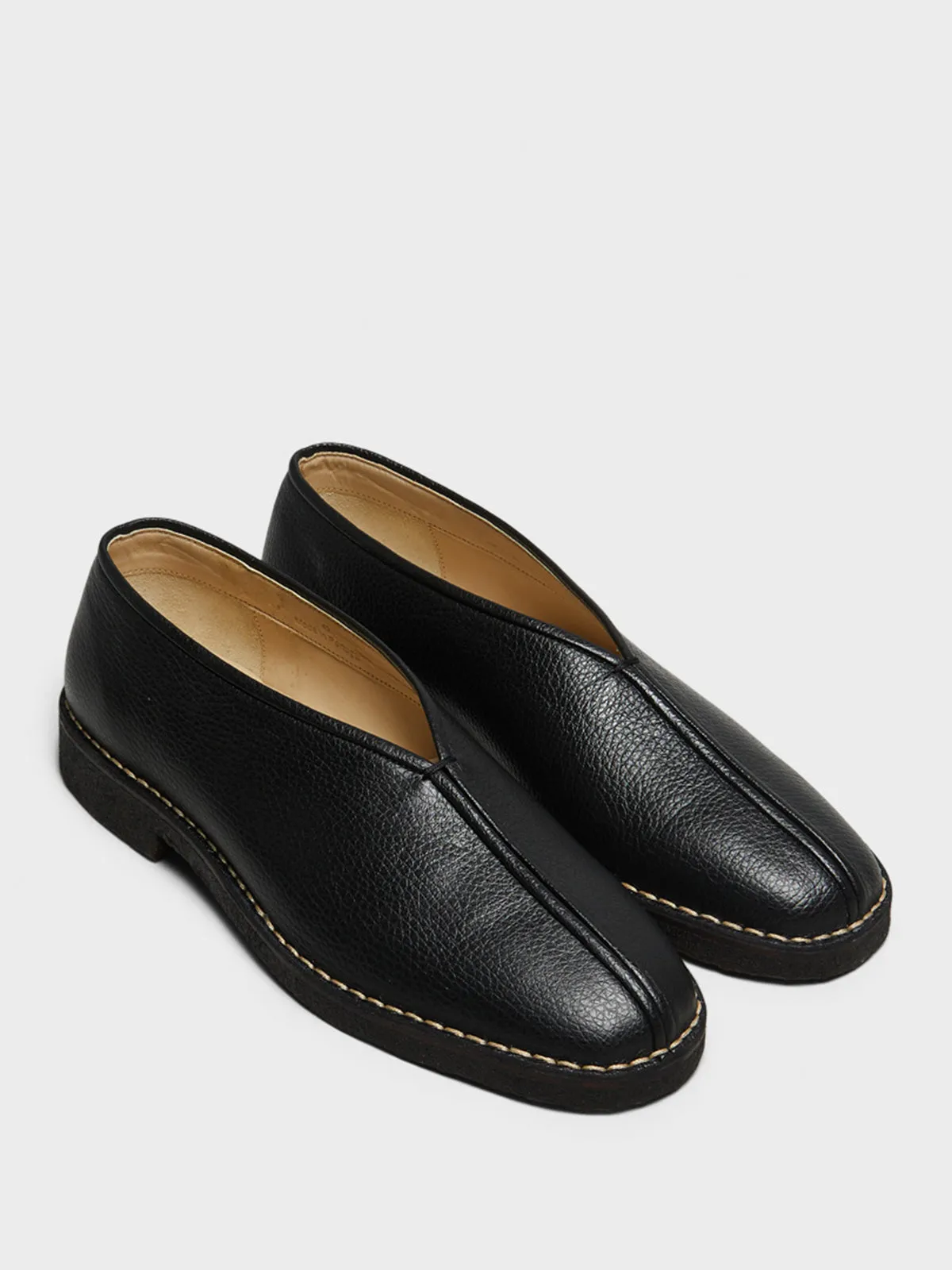 Flat Piped Crepe Slippers in Black